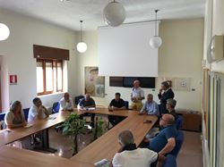 delegazione-catalana-in-visita-al-parco-di-porto-conte